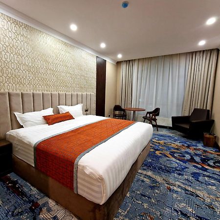 אולן בטור New West Hotel מראה חיצוני תמונה