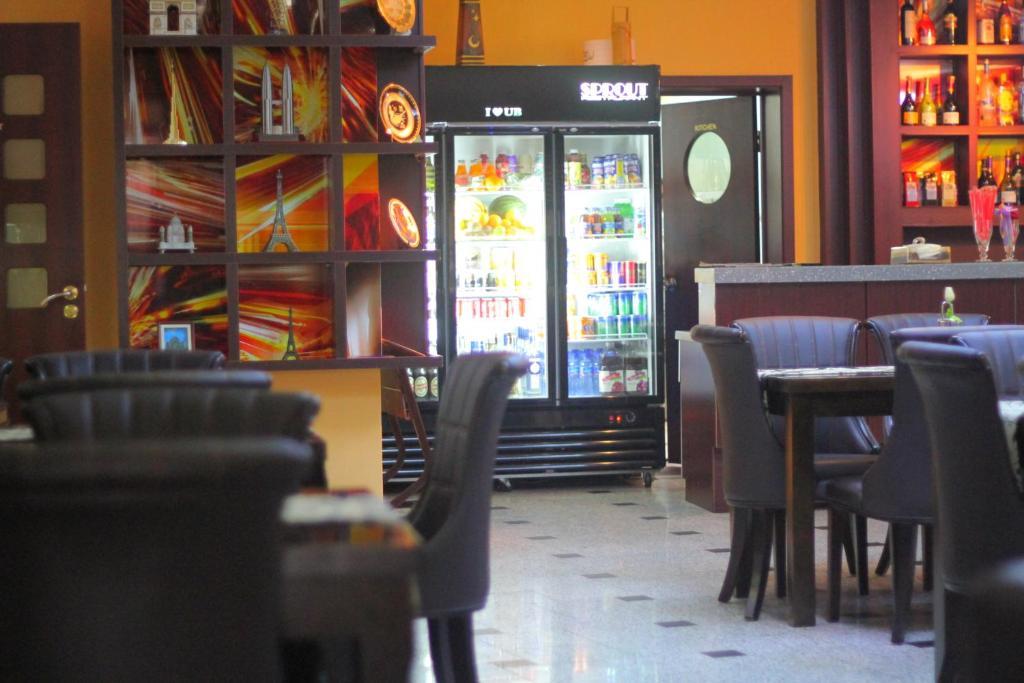 אולן בטור New West Hotel מראה חיצוני תמונה