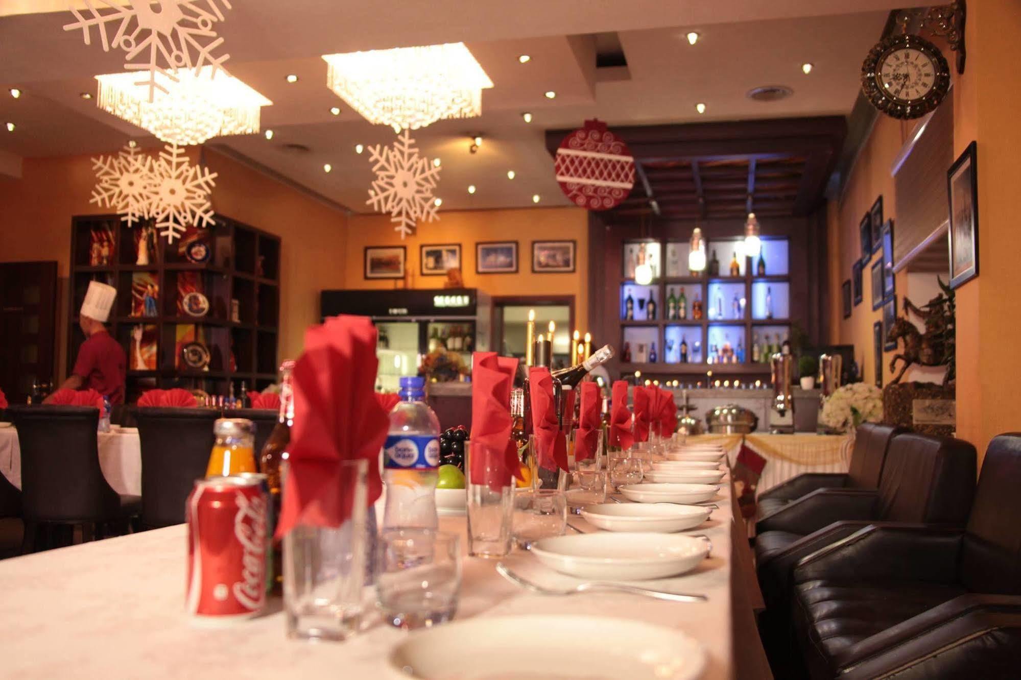 אולן בטור New West Hotel מראה חיצוני תמונה