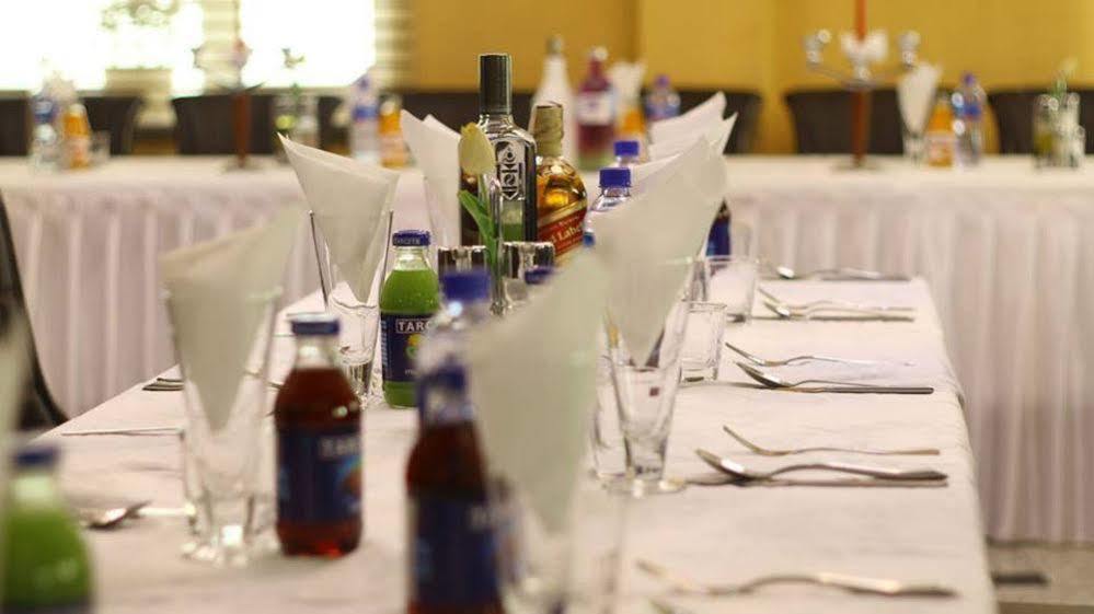 אולן בטור New West Hotel מראה חיצוני תמונה