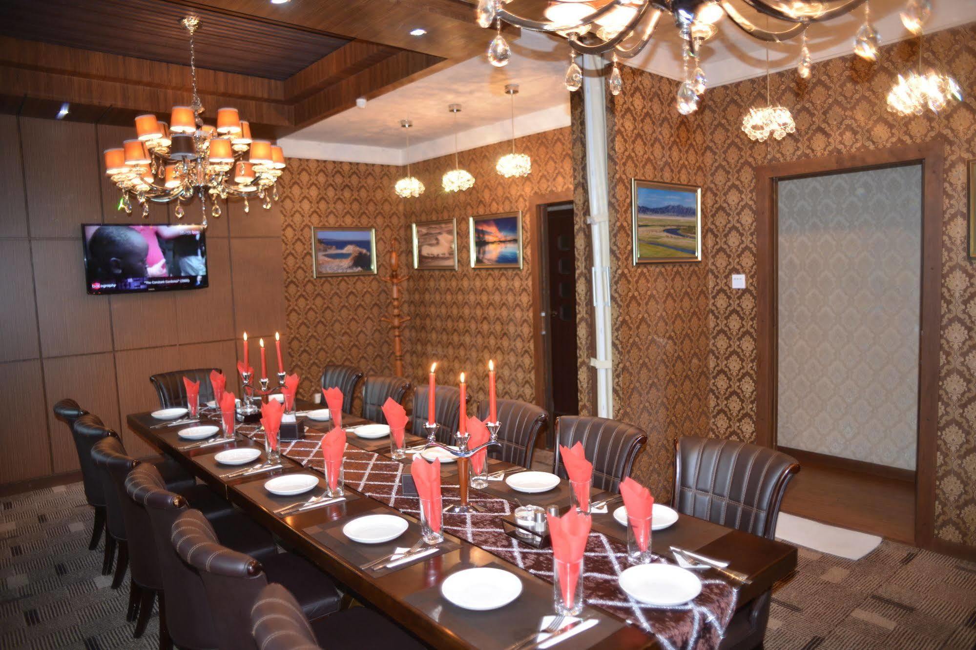 אולן בטור New West Hotel מראה חיצוני תמונה