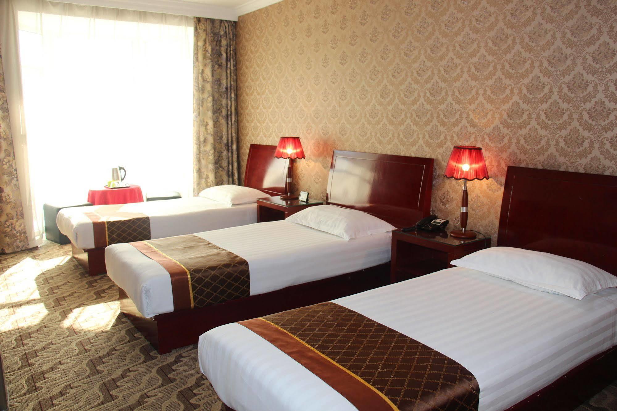 אולן בטור New West Hotel מראה חיצוני תמונה
